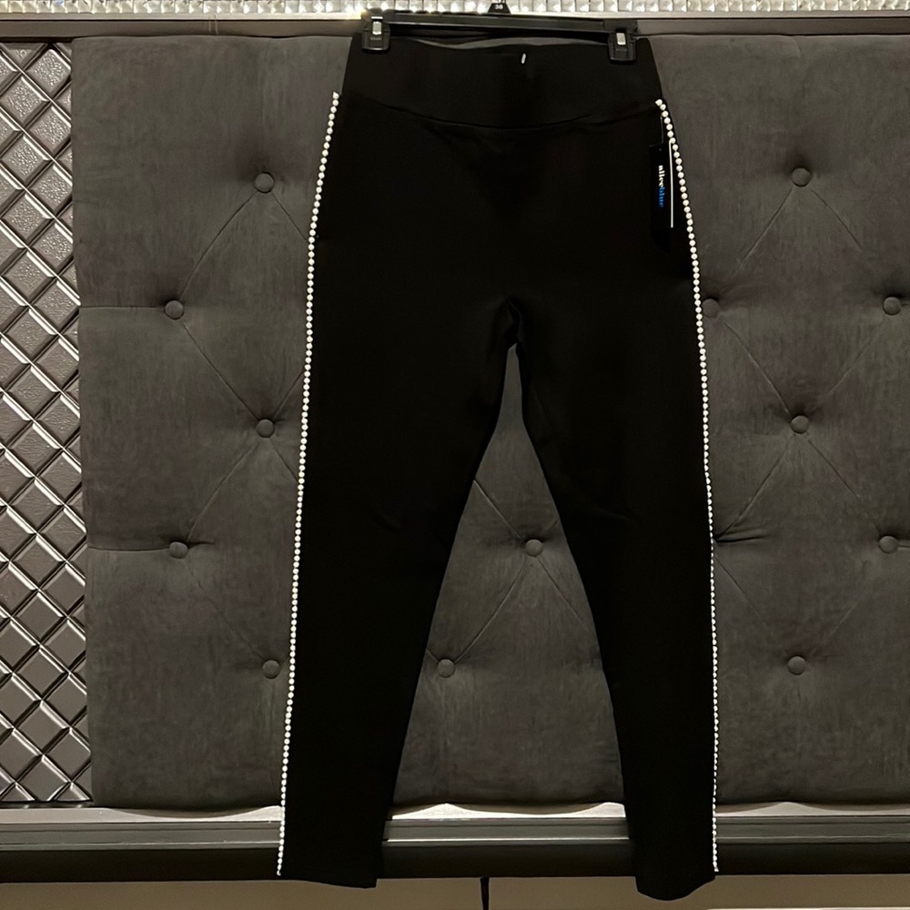 Alice Blue Lycra Leggings with pearls down the sides.